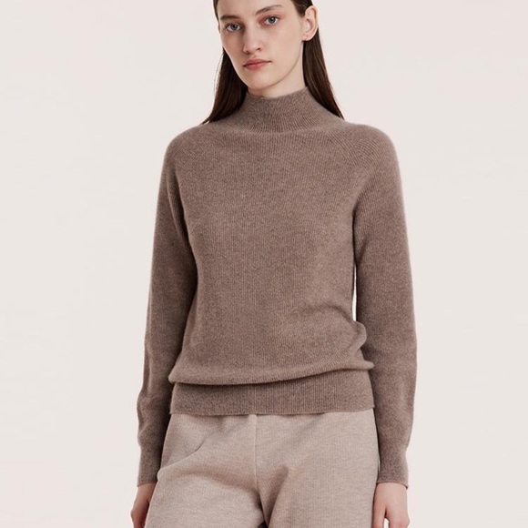 Goelia Pure Cashmere Sweater - Picture 4 of 14